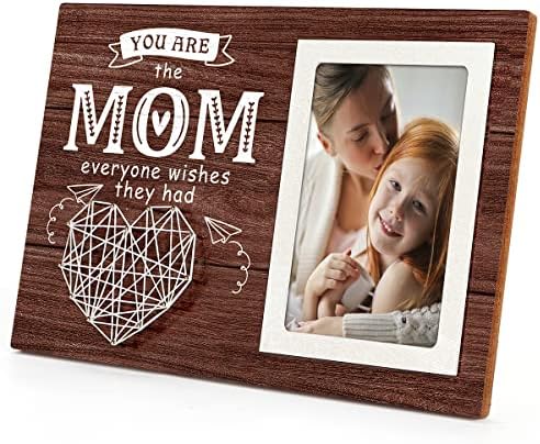 Iarttop mama drvena stolna tableta okvir za 4 ”x6” fotografija, vi ste mama svi žele da imaju 3D String love citat zidne umjetničke