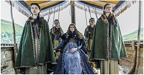 Vikings Alyssa Sutherland kao princeza Aslaug trudna na brodu 8 x 10 fotografija